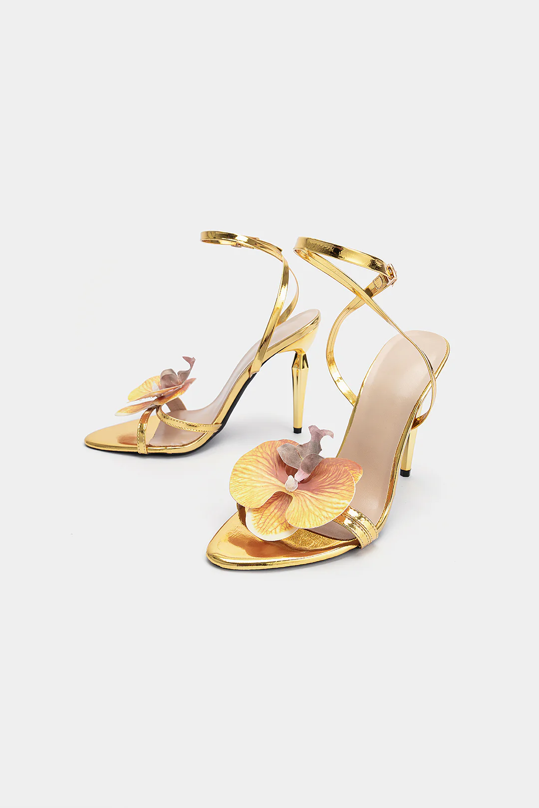 3D Floral Applique Sandals - Weenar
