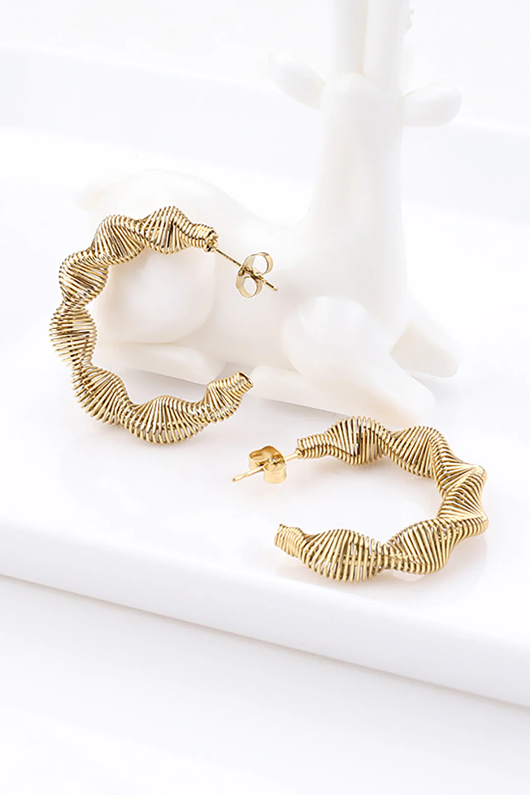 Alloy Twisted Earrings - Weenar