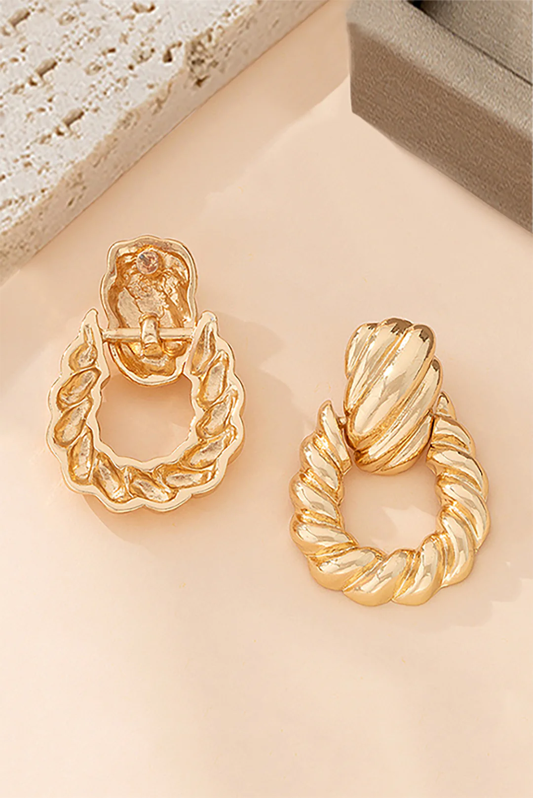 Metal Geometric Earrings - Weenar