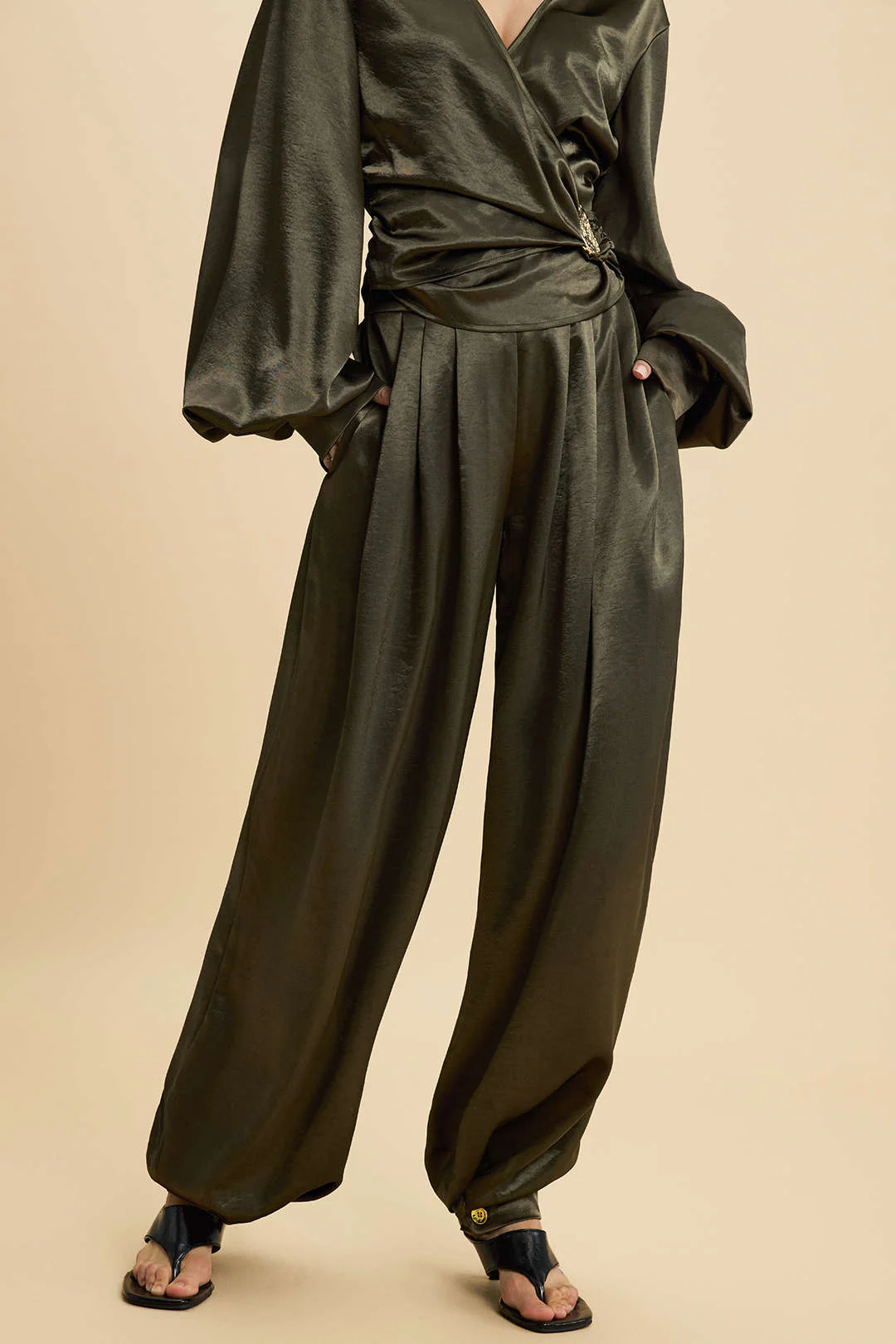 Satin High Waist Pleated Pants - Weenar