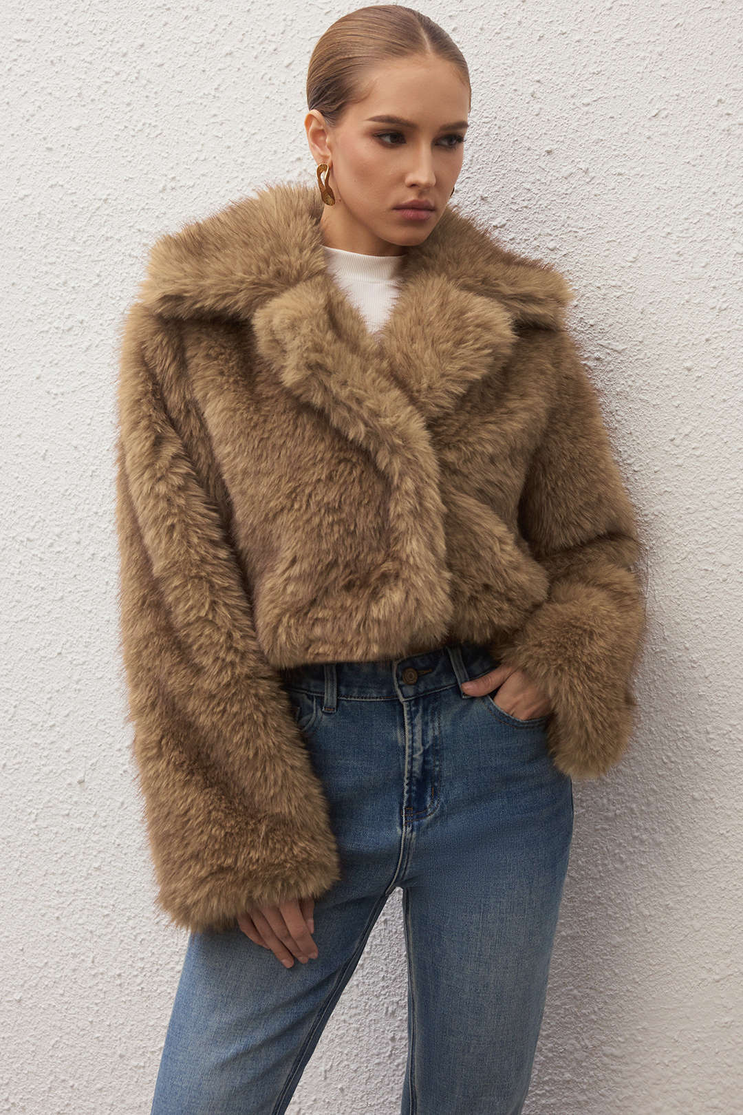 Faux Fur Short Coat - Weenar