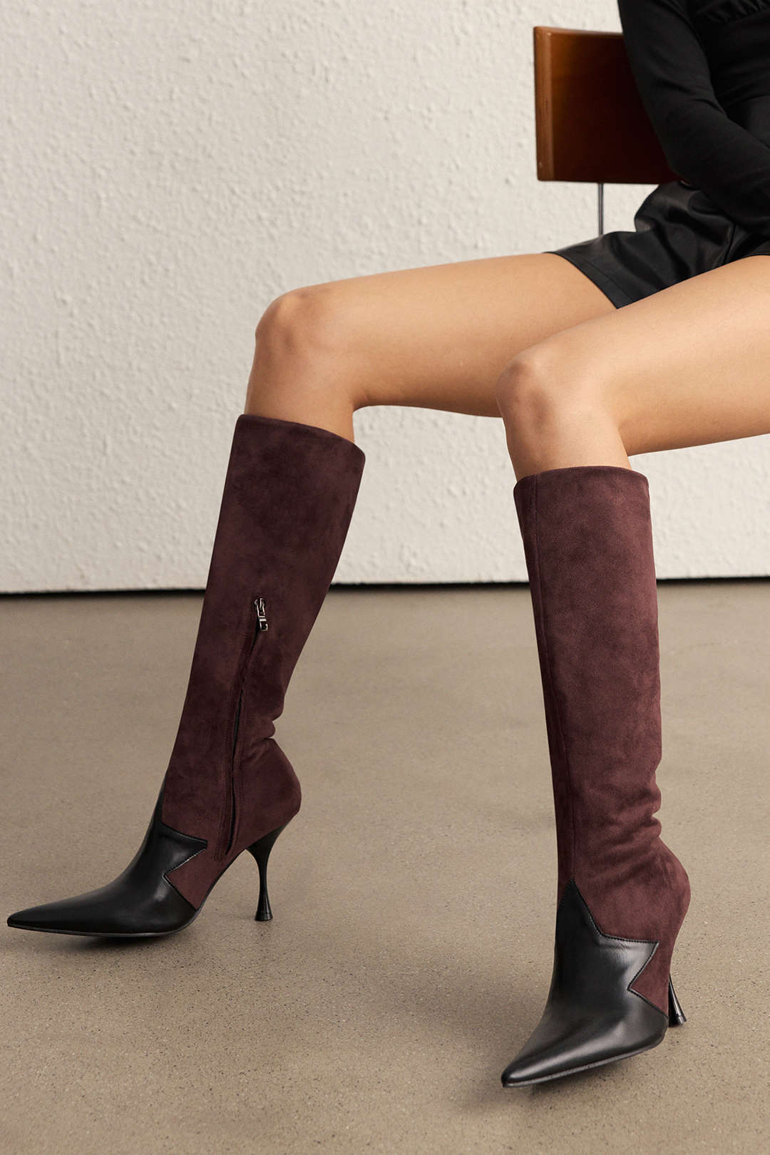 Leather Patchwork Side Zipper Pointed High Heel Over The Knee Boots - Weenar