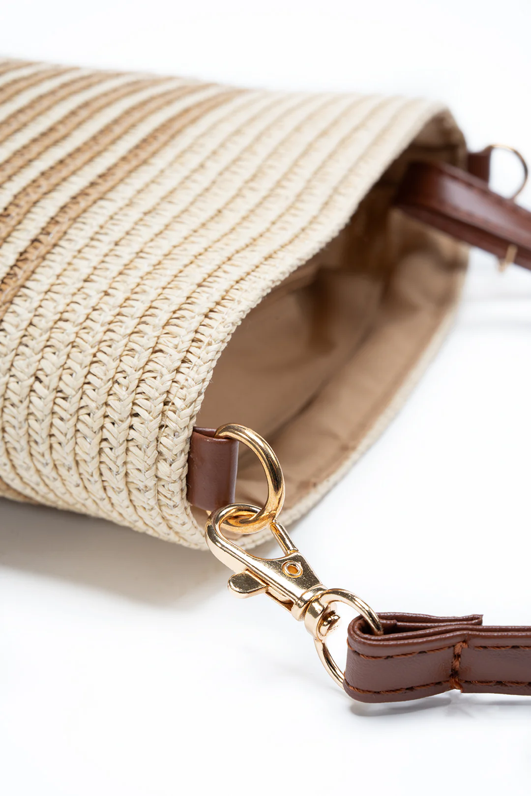 Straw Woven Cross-Body Bag - Weenar