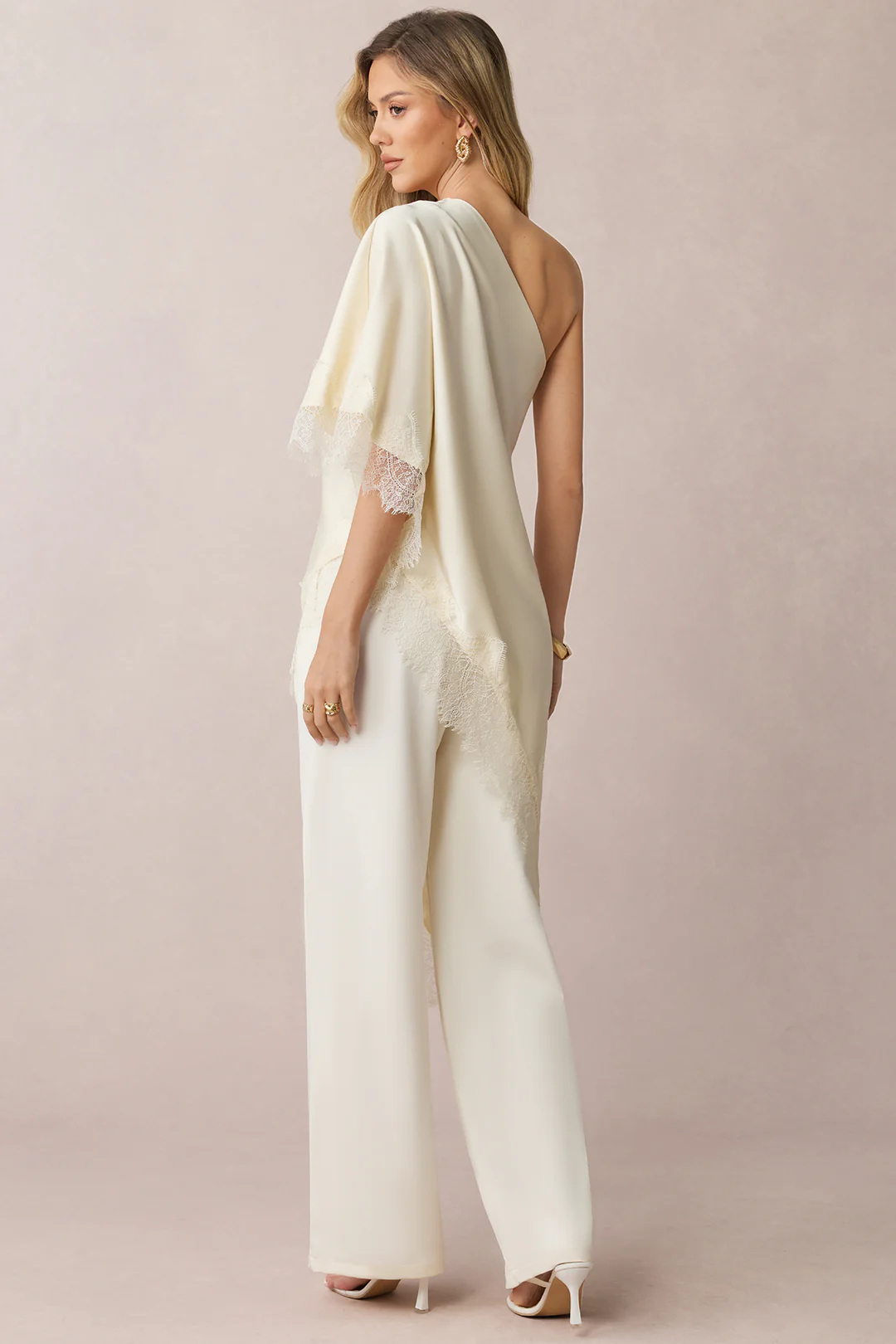 Satin Lace Trim One Shoulder Asymmetrical Short Sleeve Sweatshirt - Weenar