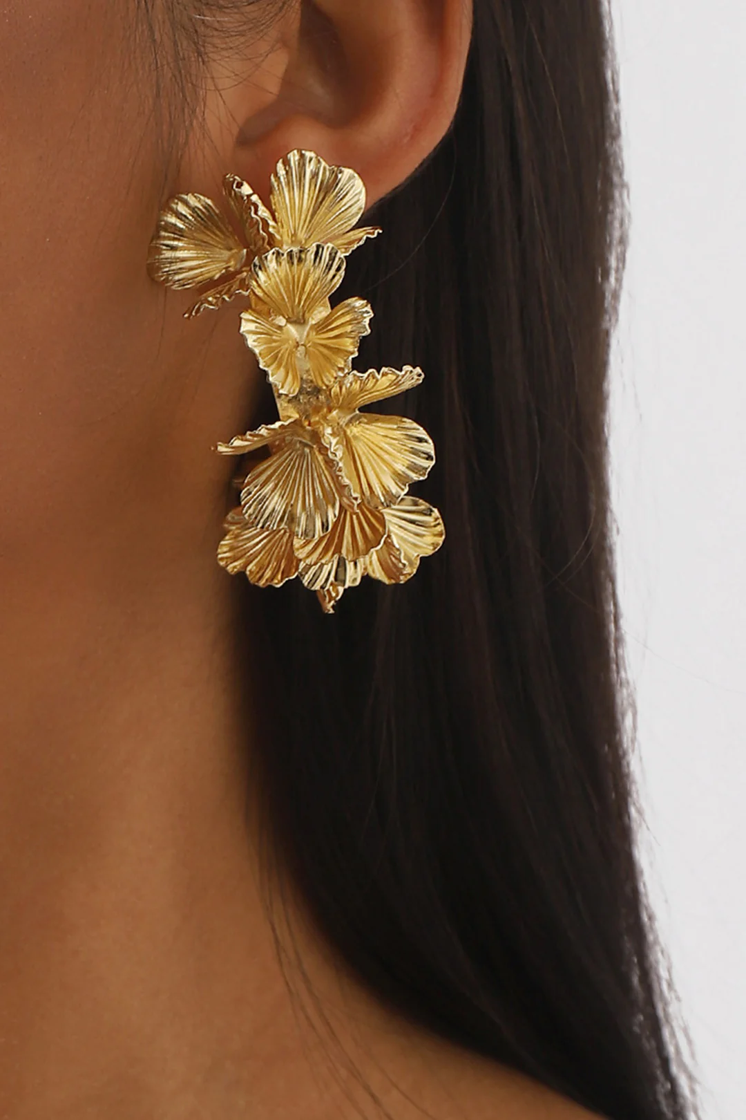 Metal 3D Floral C Shape Earrings - Weenar