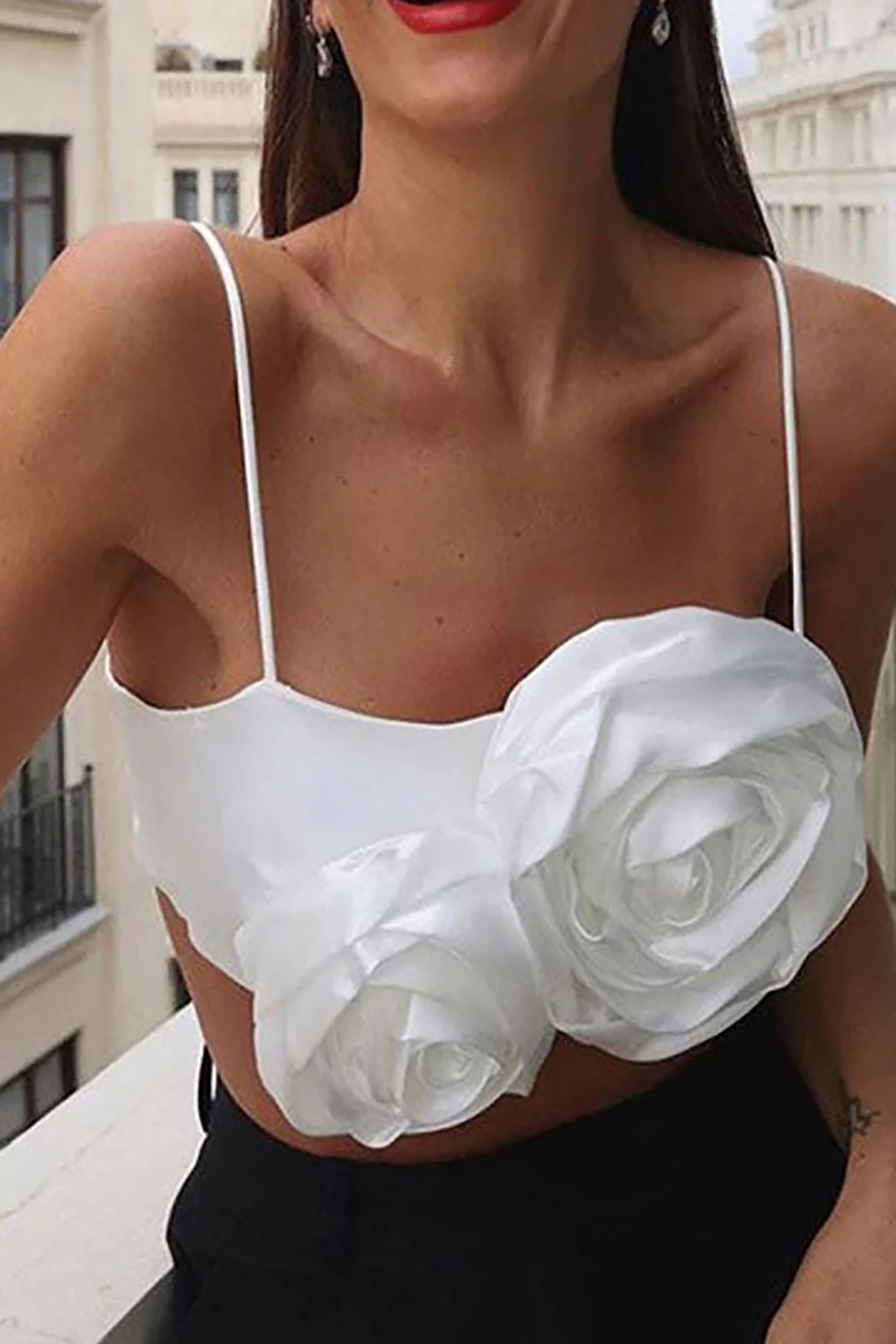 3D Flower Decor Cami Top - Weenar