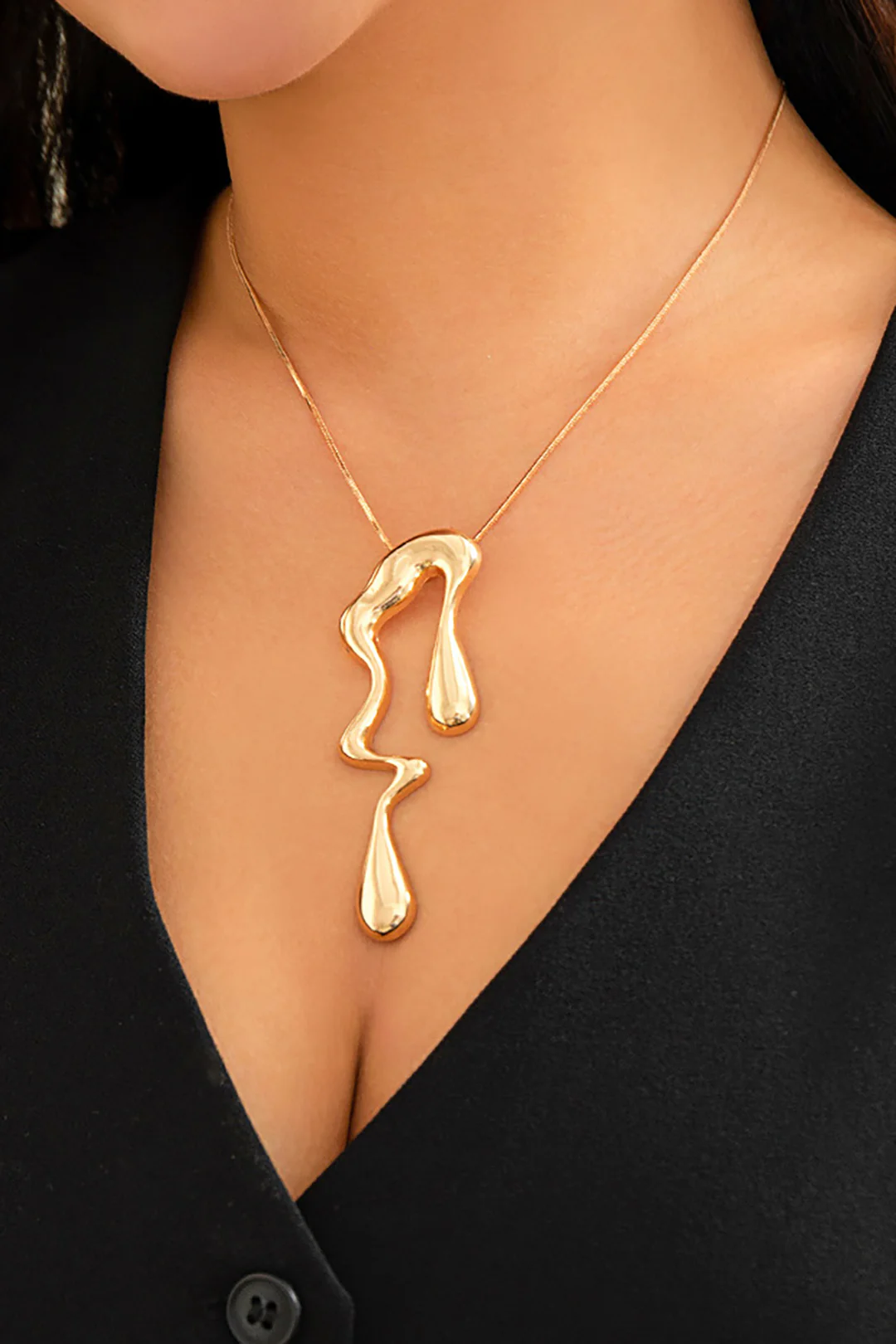 Metal Irregular Teardrop Liquid Design Necklace - Weenar