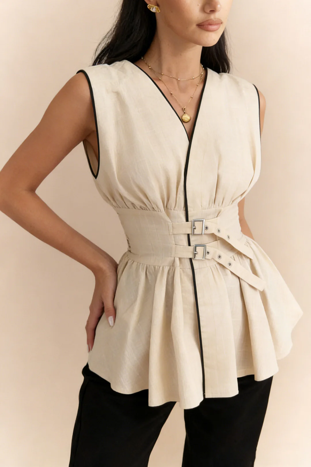 Contrast Binding Linen V-Neck Ruched Buckle Tank Top - Weenar