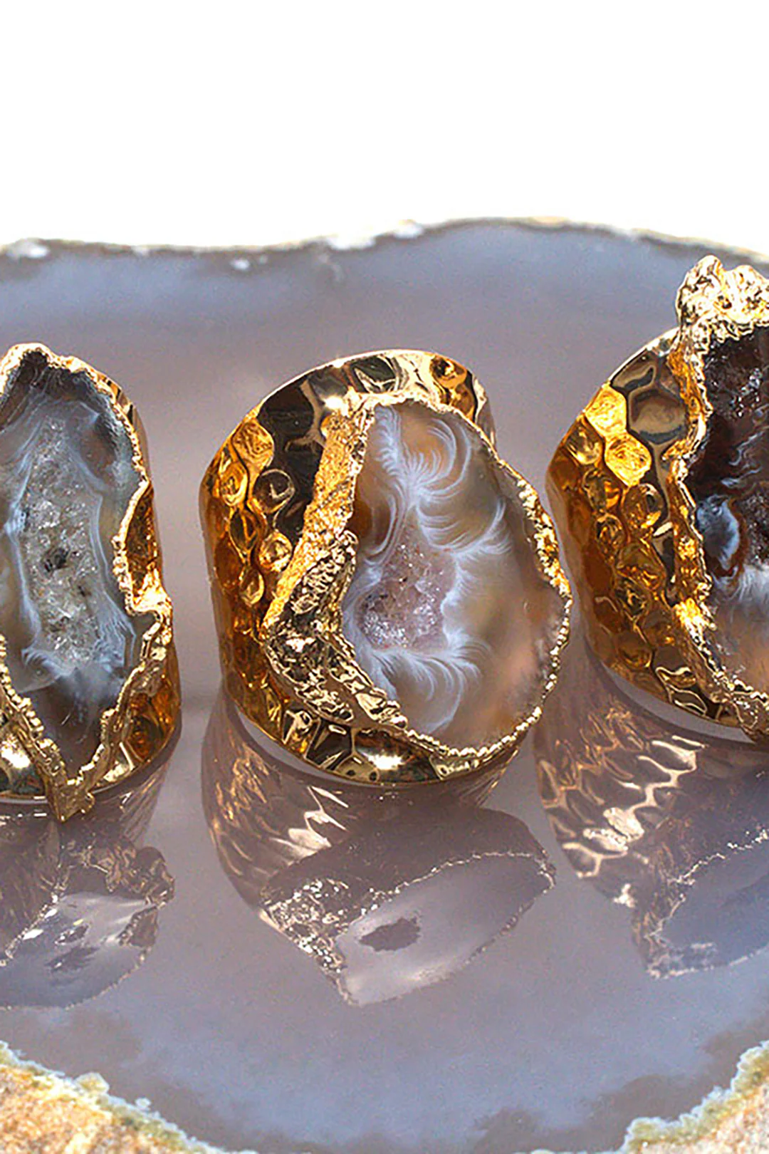 Agate Crystal Cave Ring - Weenar