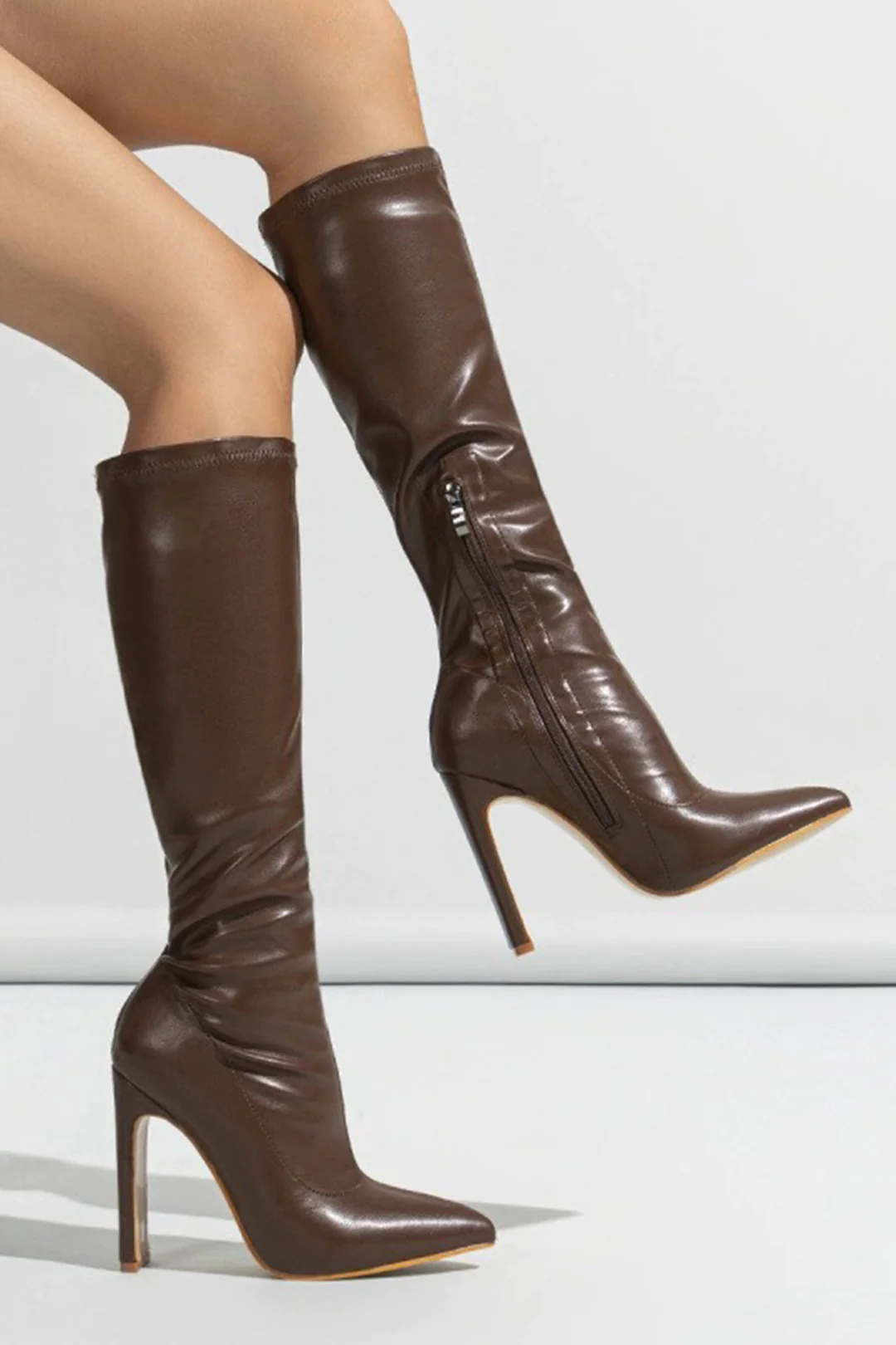 Pointed Zipper Knee High Boots - Weenar