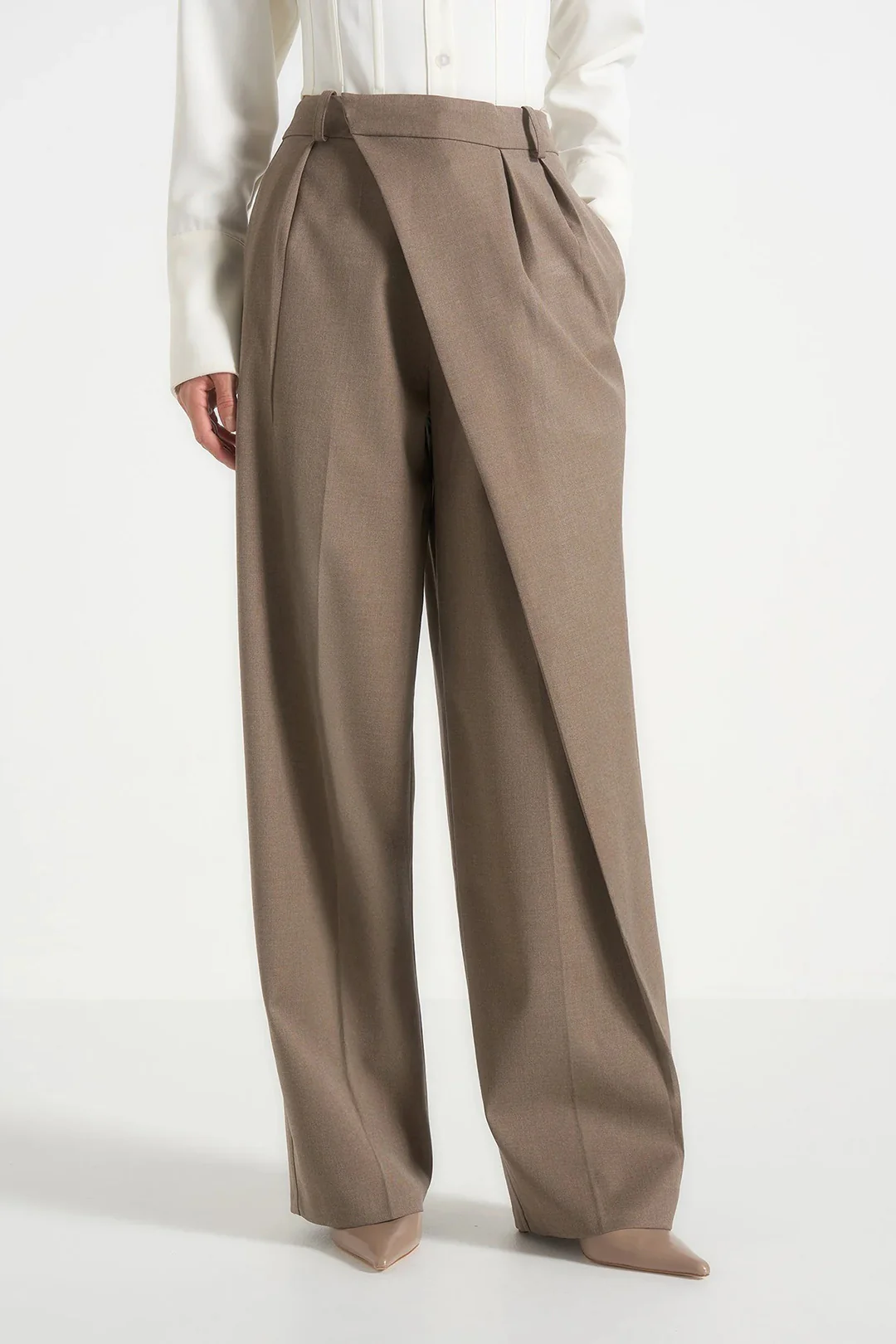Solid Asymmetrical Pants - Weenar