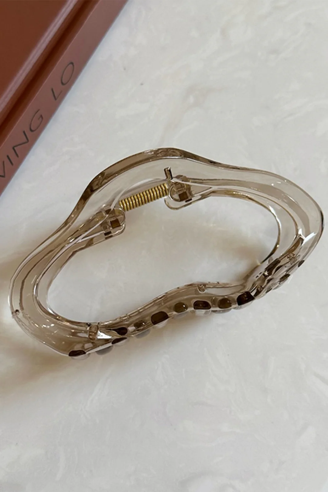 Irregular Shark Clip Hair Accessory - Weenar