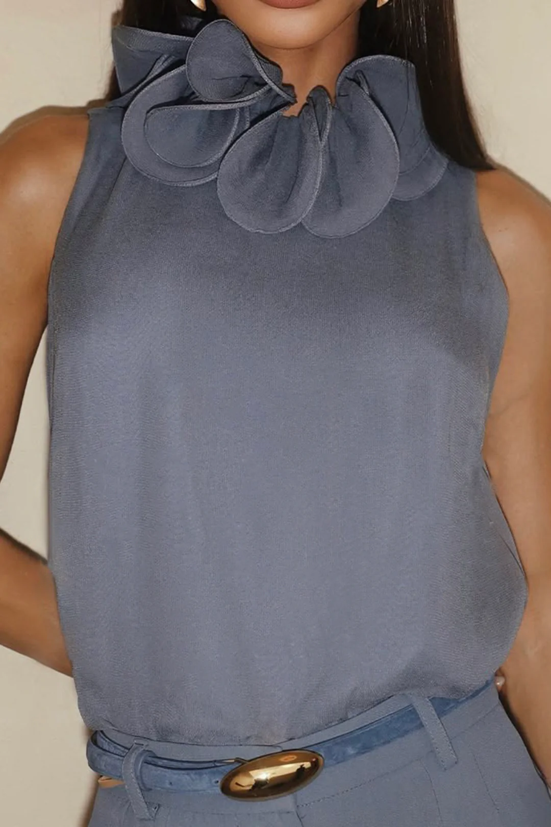 Metallic 3D Floral Zipper Pocket Sleeveless Ruffled Collar Blouse And Belted Wide Leg Trouser Set - Weenar