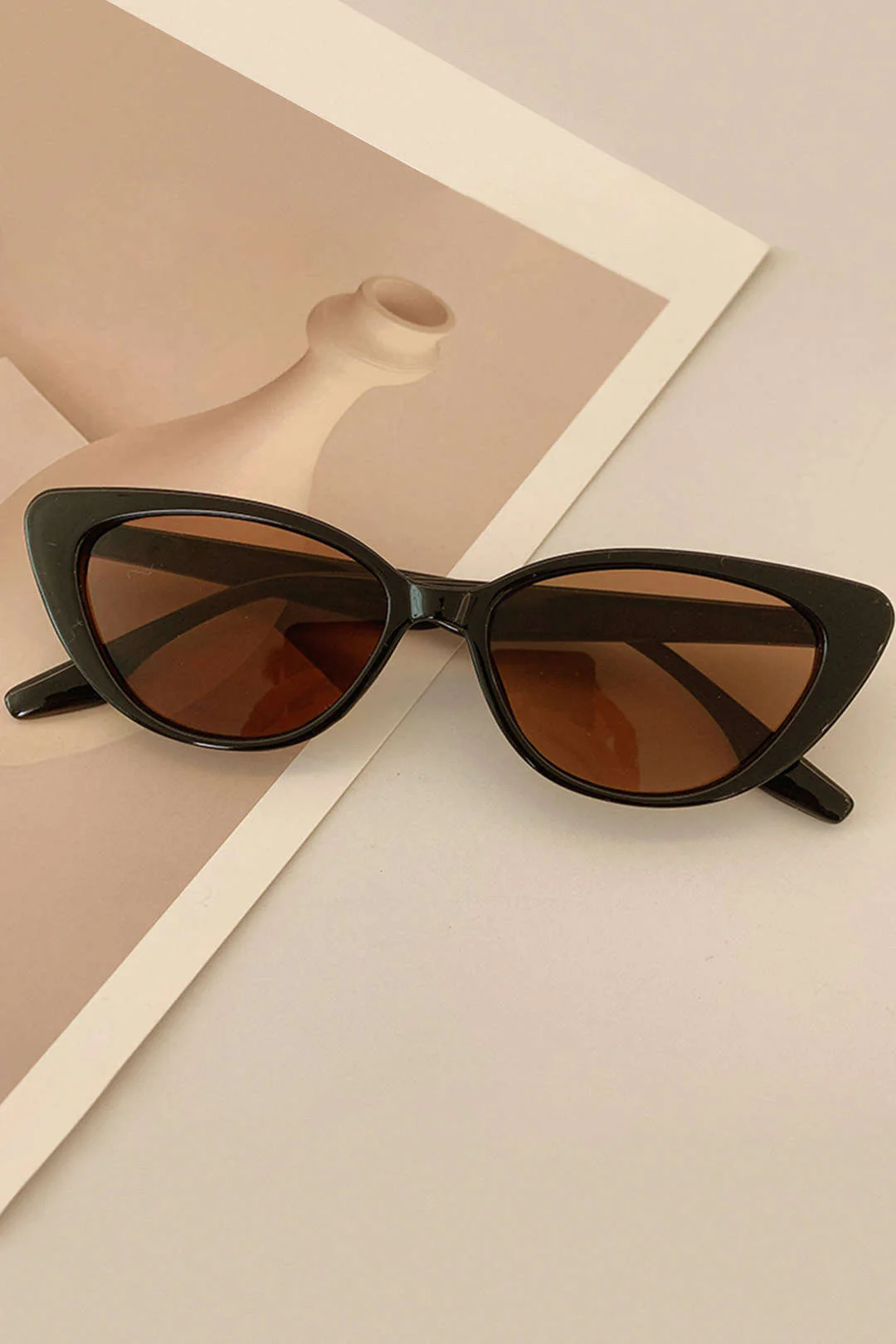 Oval Frame Sunglasses - Weenar
