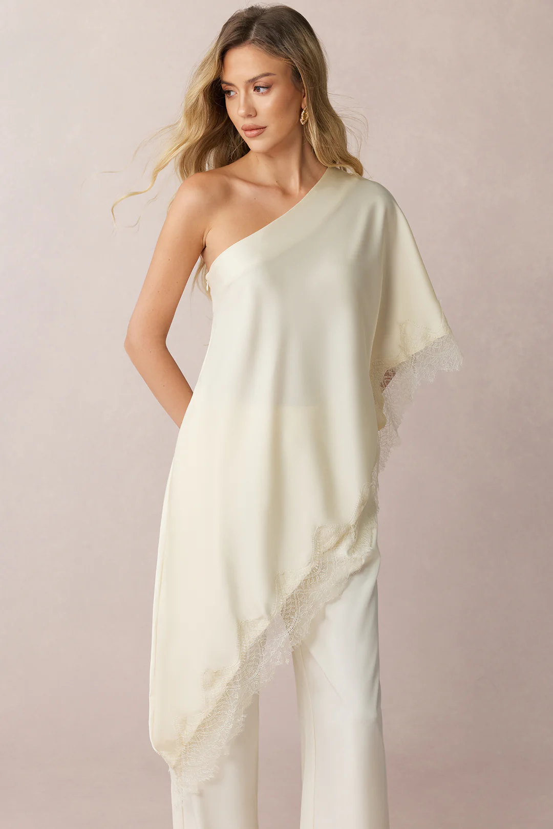 Satin Lace Trim One Shoulder Asymmetrical Short Sleeve Sweatshirt - Weenar