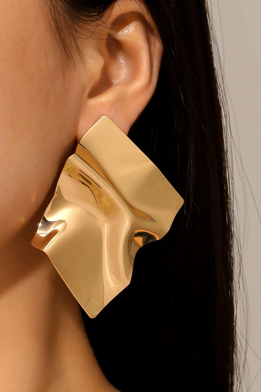 Crinkled Statement Earrings - Weenar