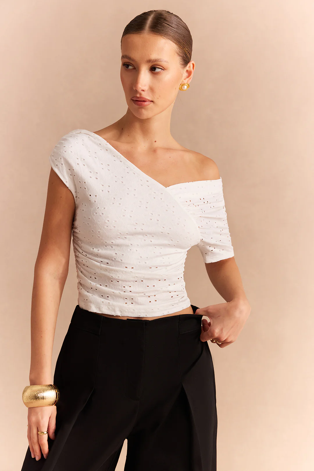 Asymmetrical One Shoulder Hollow Out Short Sleeve T-Shirt - Weenar