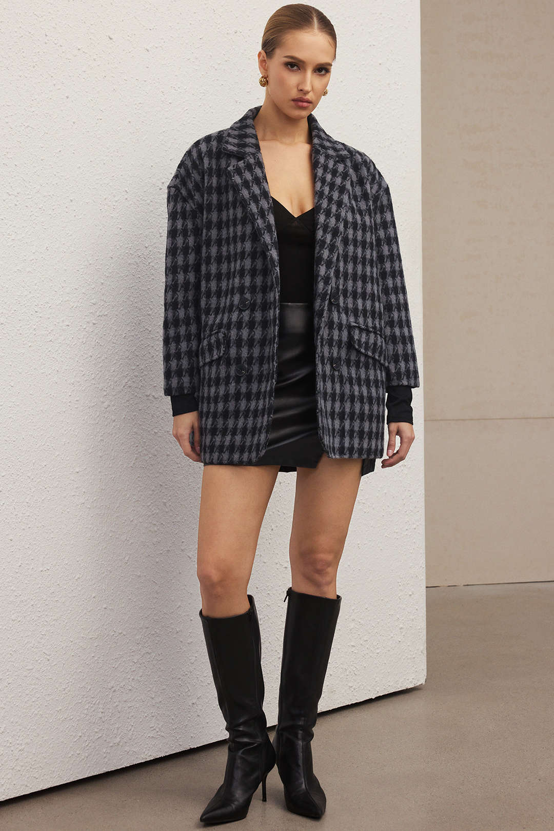 Houndstooth Print Woolen Notched Lapel Long Sleeve Short Coat - Weenar