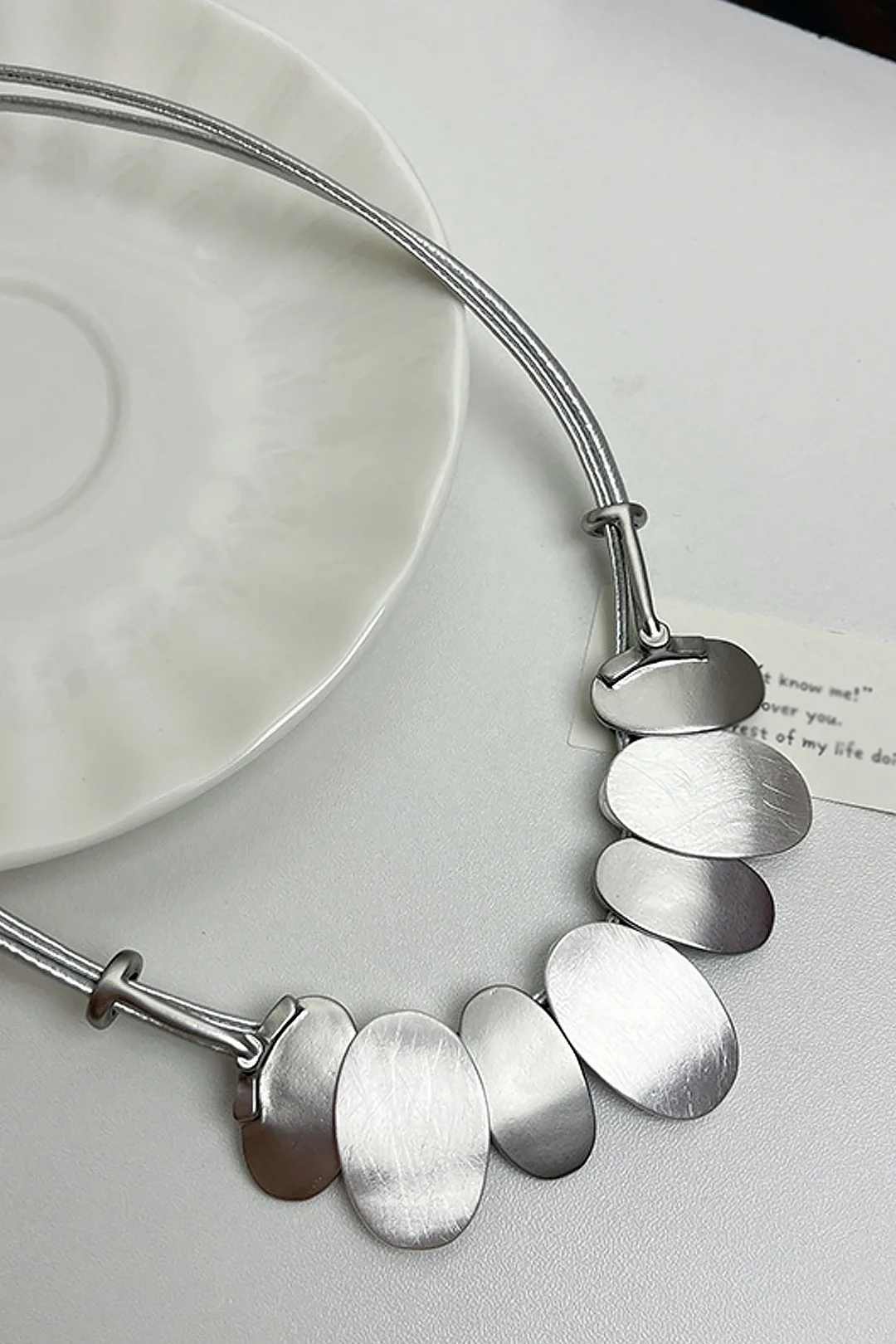 Oval Decor Necklace - Weenar