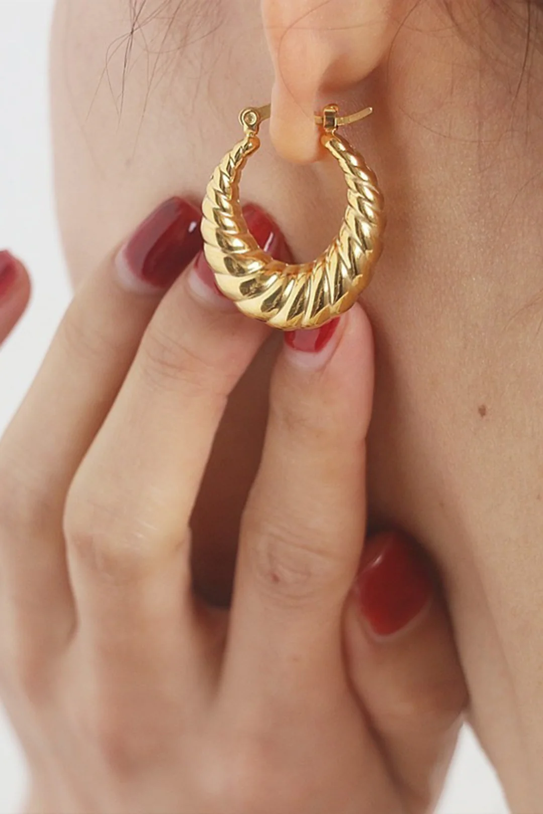 Alloy Hollow Moon-Shaped Earrings - Weenar