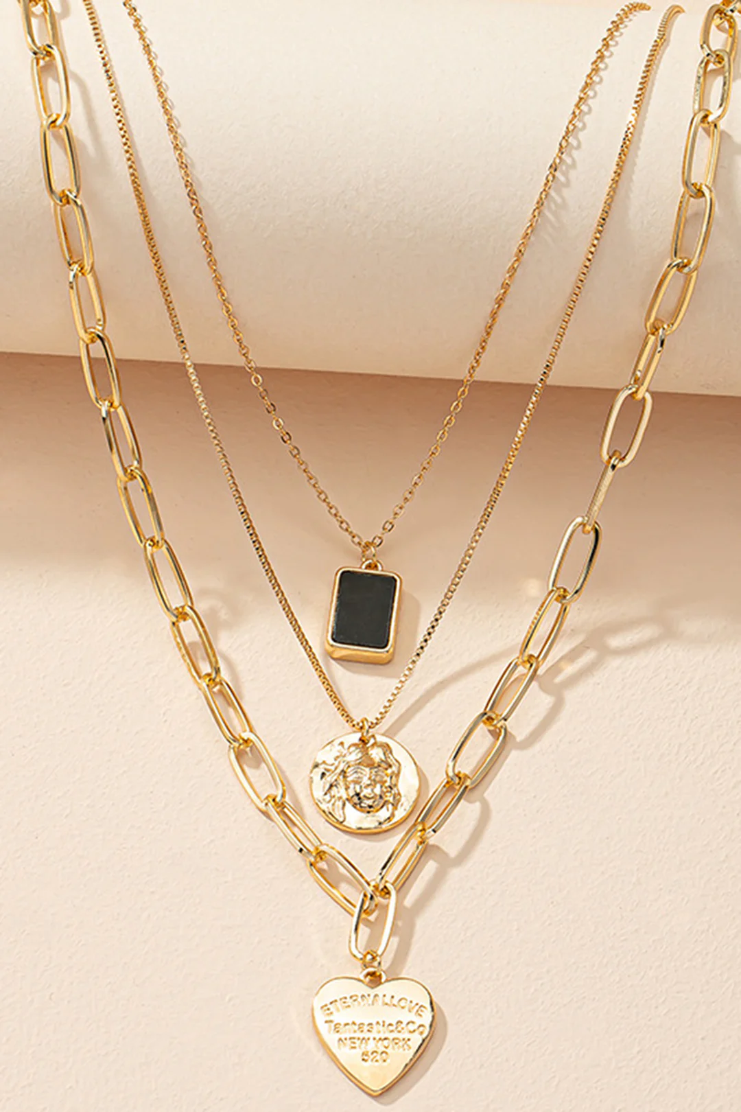Metal Layered Heart Pendant Necklace - Weenar