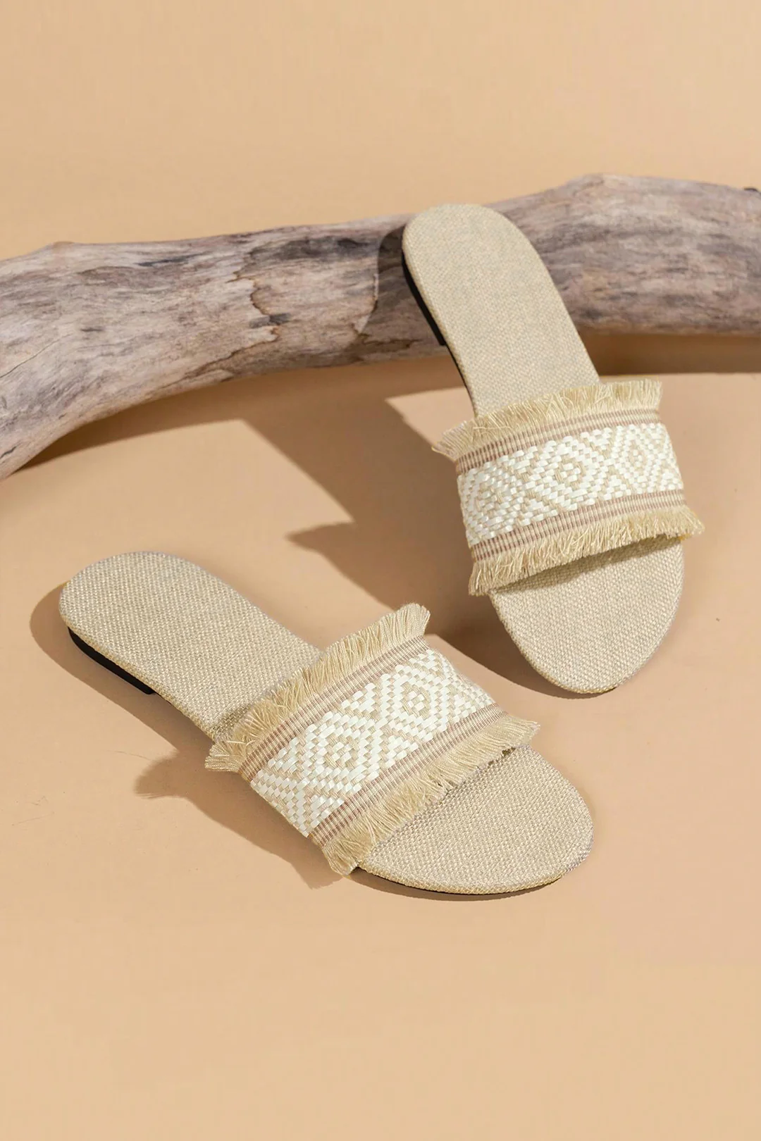 Fringed Weave Beach Slides - Weenar