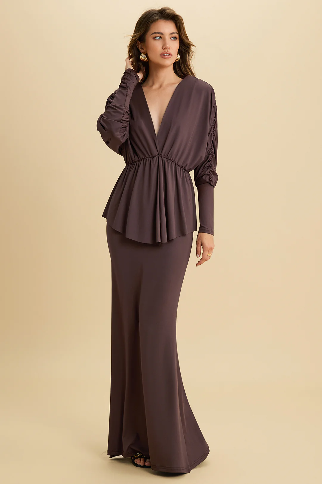V-Neck Ruffle Long-Sleeve Top And Skirt Set - Weenar